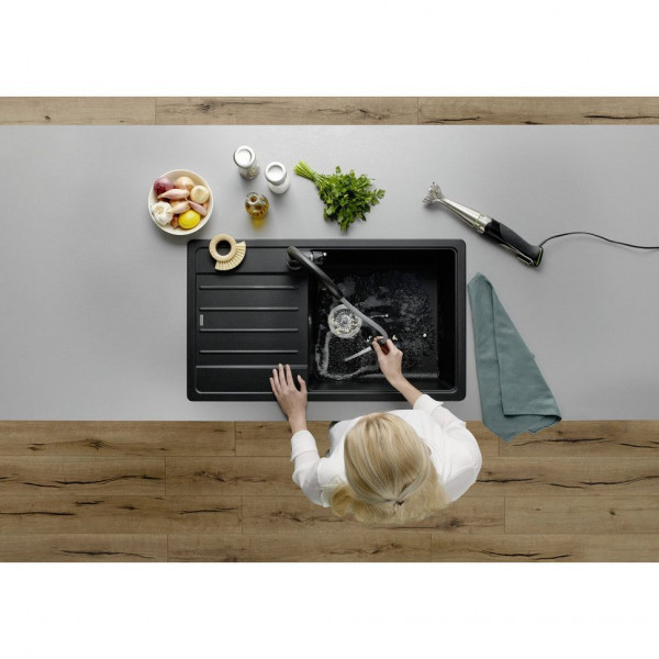 Смеситель для кухни Blanco Mida-S 526146 с выдвижным поворотным изливом, с покрытием Silgranit, цвет Черный.